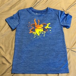 Under Armour boy size 7 short sleeve shirt